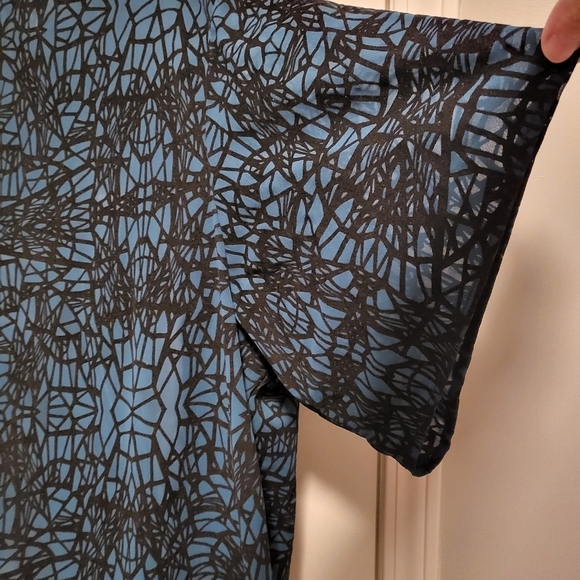 Hot Topic Duster M Blue Black - Picture 6 of 6